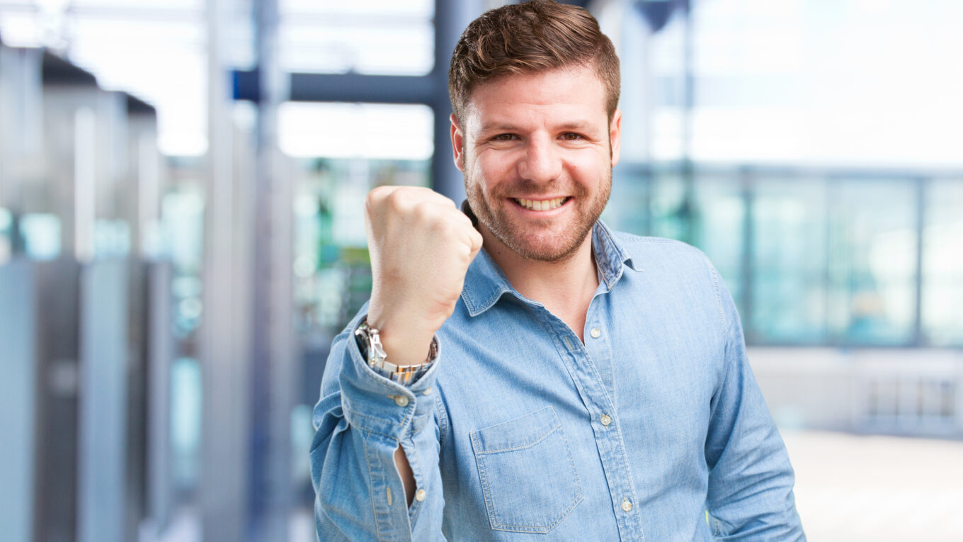 5 Daily Habits to Build Unshakable Confidence